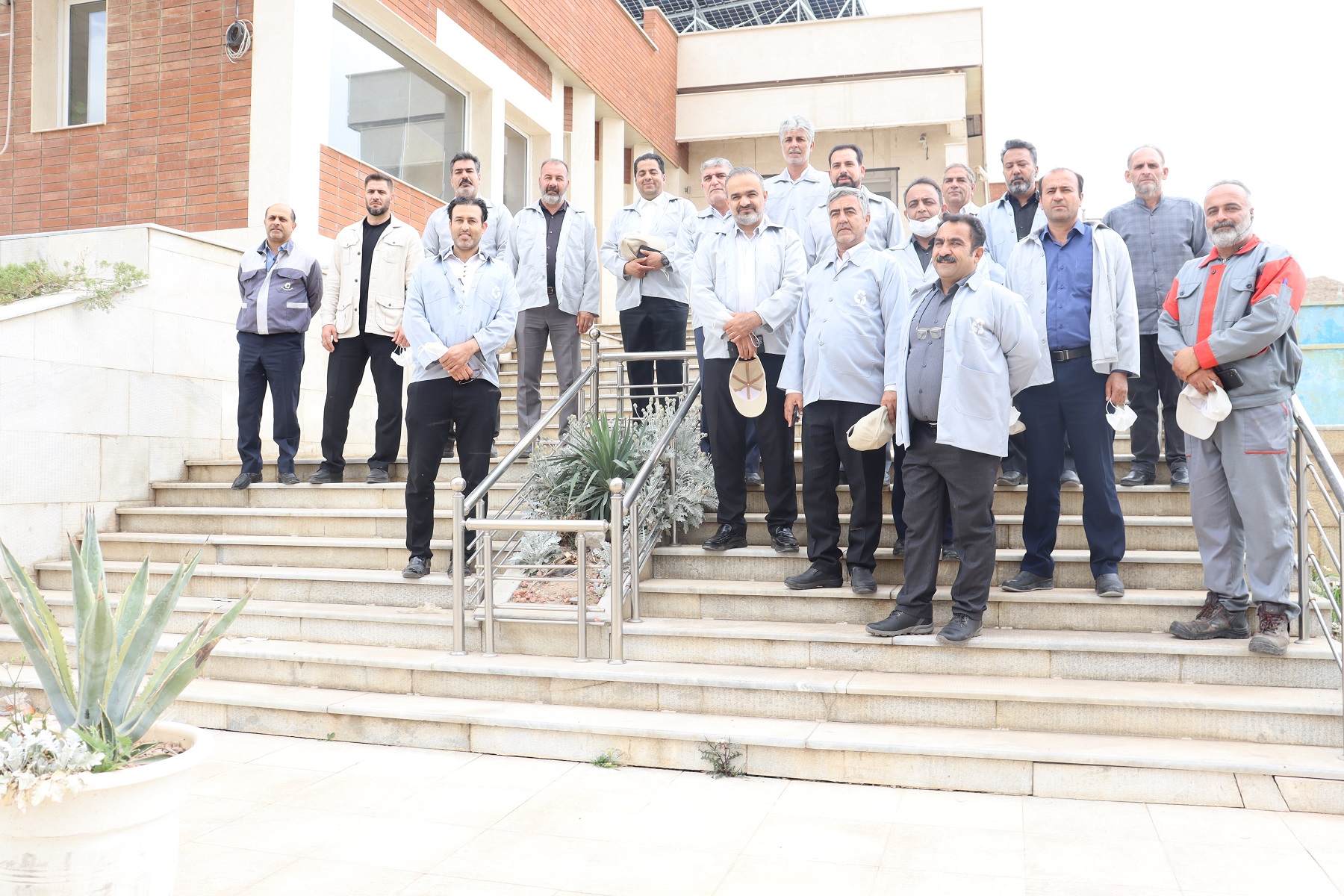 بازدید معاونین خدمات شهری استان اصفهان از مجتمع بازیافت، پردازش و تولید کود